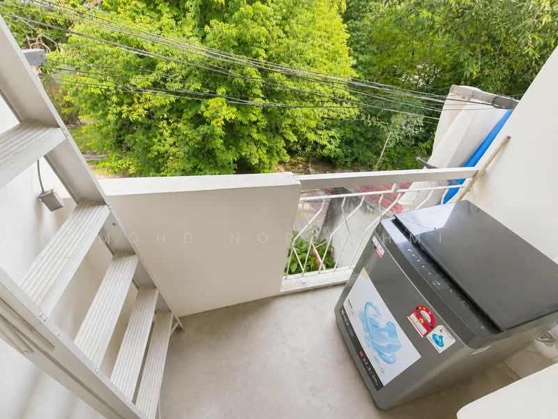 Townhouse for Sale in Taman Melati (Setapak) - Mohd Nor Fahmi - Balcony - PropertyGuru.com.my