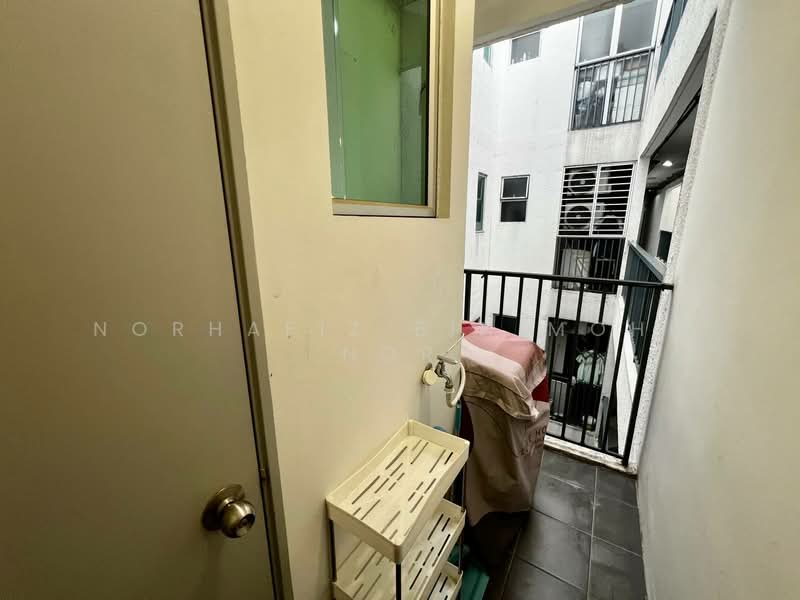 Service Residence for Rent at The Zizz @ Damansara North - Norhafiz Bin Mohd Nor - Balcony - PropertyGuru.com.my