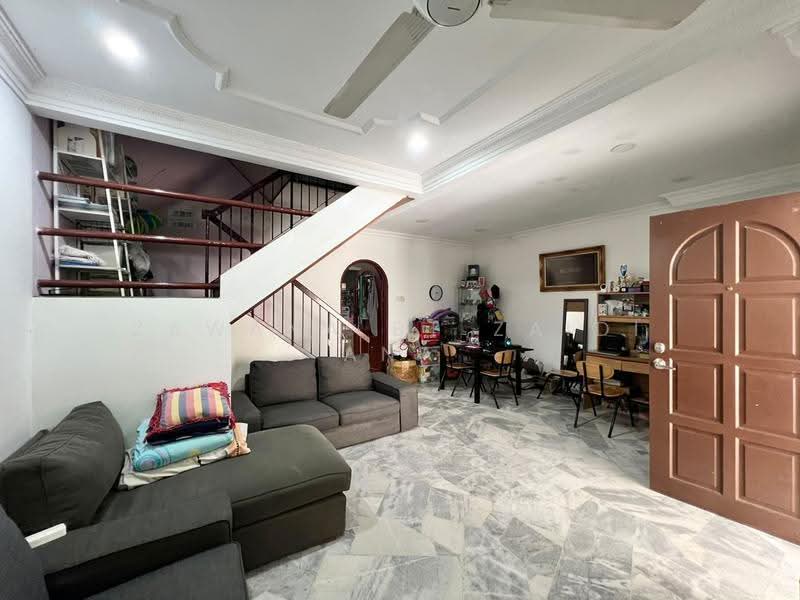 Rumah Teres 2.5-Tingkat untuk Dijual di Ampang Jaya (Ampang) - Zawana BT Zaidi Ana - Living Room - PropertyGuru.com.my