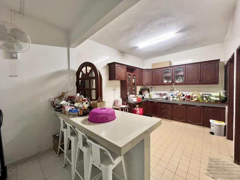 Rumah Teres 2.5-Tingkat untuk Dijual di Ampang Jaya (Ampang) - Zawana BT Zaidi Ana - Kitchen - PropertyGuru.com.my