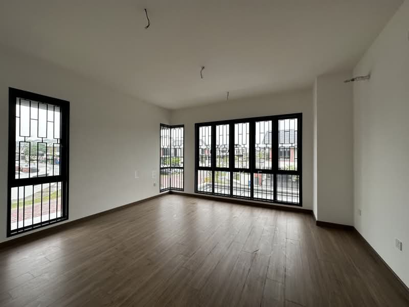 2-storey Terraced House for Sale in Elmina (Shah Alam) - Lee Luke - Living Room - PropertyGuru.com.my