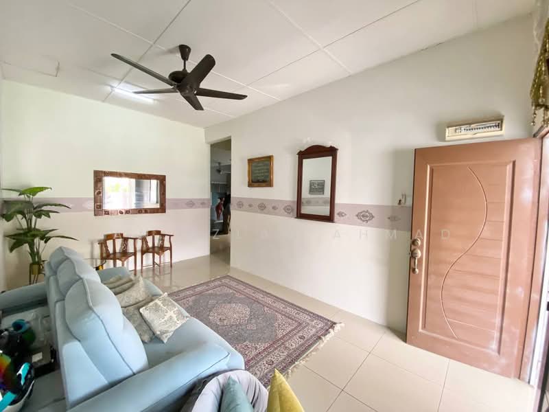 Semi-Detached House for Sale in Seksyen 29 (Shah Alam) - Wan Azlan Ahmad - PropertyGuru.com.my