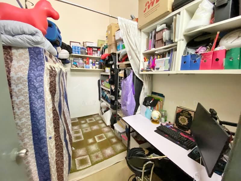 Semi-Detached House for Sale in Seksyen 29 (Shah Alam) - Wan Azlan Ahmad - PropertyGuru.com.my