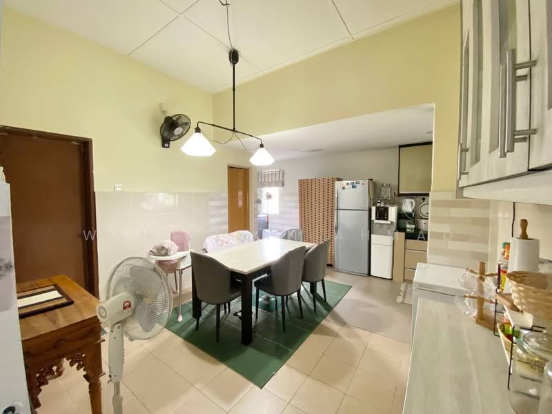 Semi-Detached House for Sale in Seksyen 29 (Shah Alam) - Wan Azlan Ahmad - PropertyGuru.com.my