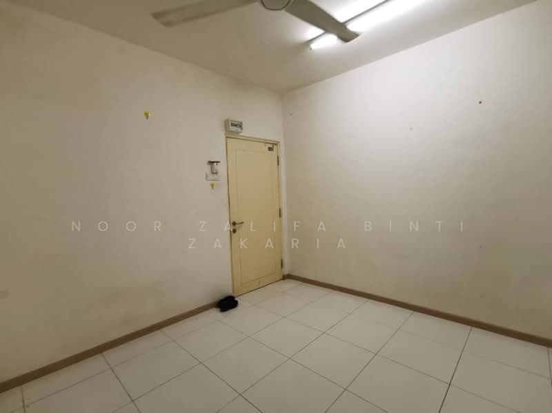 Service Residence for Rent at Vista Alam Serviced Apartment - Noor Zalifa Binti Zakaria - Interior - PropertyGuru.com.my