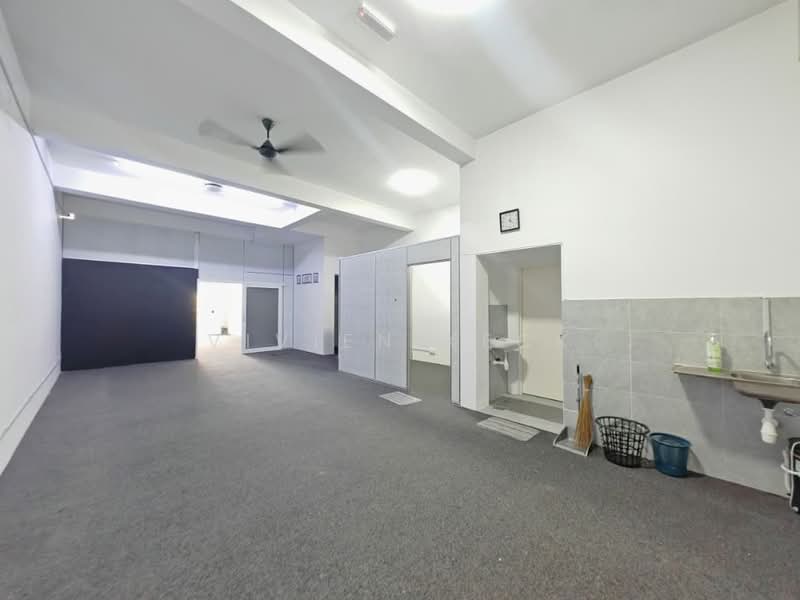 Shop / Office for Rent in Kota Masai (Pasir Gudang) - Vivien Keck - Interior - PropertyGuru.com.my