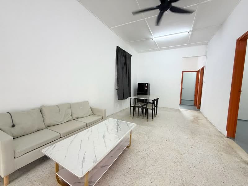 Rumah Teres 1 Tingkat untuk Disewa di Taman Johor Jaya (Johor Bahru) - Jordan . - PropertyGuru.com.my