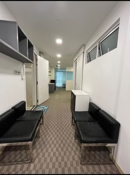 Servis Apartment untuk Dijual di Serviced Residence @ Binjai 8 - Bao Jie - Corridor - PropertyGuru.com.my