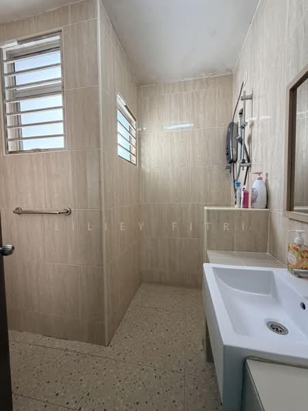 Rumah Teres 2 Tingkat untuk Dijual di Kota Emerald (Rawang) - Liliey Fitri - PropertyGuru.com.my