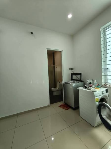 Rumah Berkembar untuk Dijual di Ipoh (Perak) - Jeff Tan - Bathroom - PropertyGuru.com.my