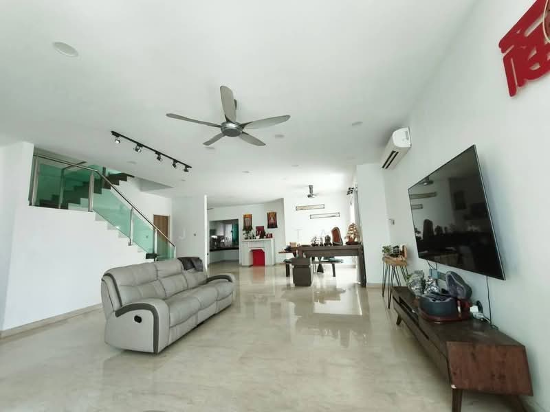 Rumah Berkembar untuk Dijual di Ipoh (Perak) - Jeff Tan - Living Room - PropertyGuru.com.my