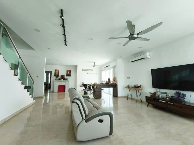 Rumah Berkembar untuk Dijual di Ipoh (Perak) - Jeff Tan - Living Room - PropertyGuru.com.my