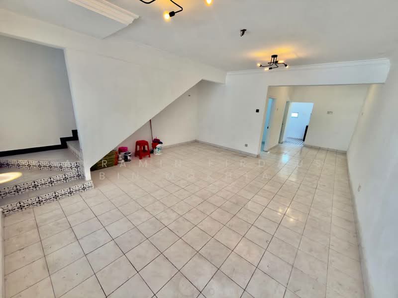 Rumah Teres 2-Tingkat untuk Dijual di Seri Kembangan (Selangor) - Akramin Firdaus Bin Mokhtar - PropertyGuru.com.my