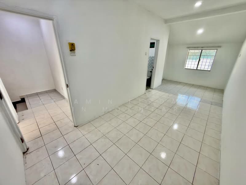 Rumah Teres 2-Tingkat untuk Dijual di Seri Kembangan (Selangor) - Akramin Firdaus Bin Mokhtar - PropertyGuru.com.my