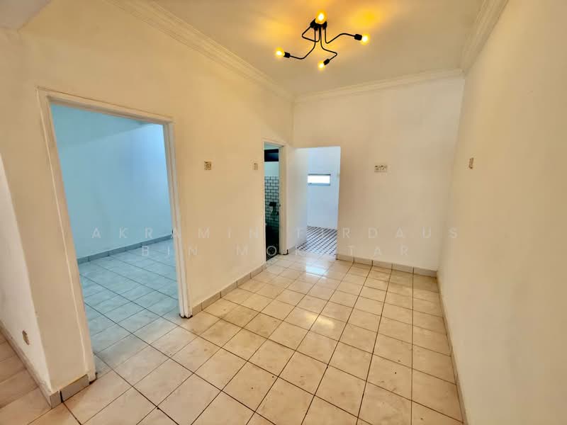 Rumah Teres 2-Tingkat untuk Dijual di Seri Kembangan (Selangor) - Akramin Firdaus Bin Mokhtar - PropertyGuru.com.my