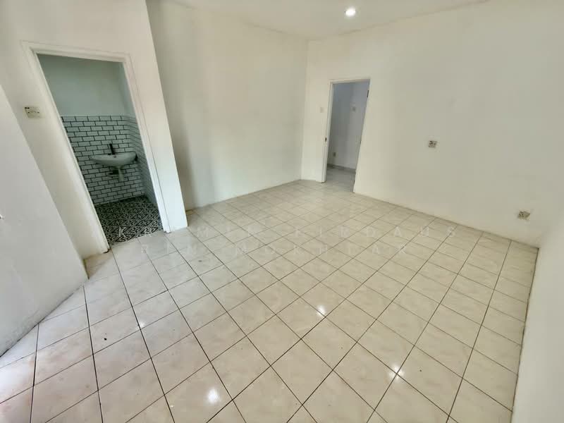 Rumah Teres 2-Tingkat untuk Dijual di Seri Kembangan (Selangor) - Akramin Firdaus Bin Mokhtar - PropertyGuru.com.my