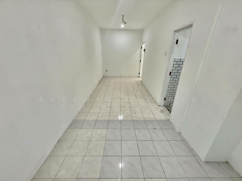 Rumah Teres 2-Tingkat untuk Dijual di Seri Kembangan (Selangor) - Akramin Firdaus Bin Mokhtar - PropertyGuru.com.my