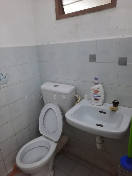 Flat for Rent at Sri Lanang - Vivien Keck - Bathroom - PropertyGuru.com.my