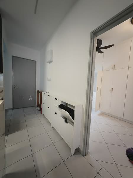 Servis Apartment untuk Disewa di Residensi Mutiara Kajang 2 - Hairul Ramli - Entrance - PropertyGuru.com.my