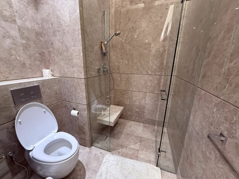 Service Residence for Sale at The Ritz-Carlton Residences - Bao Jie - Bathroom - PropertyGuru.com.my