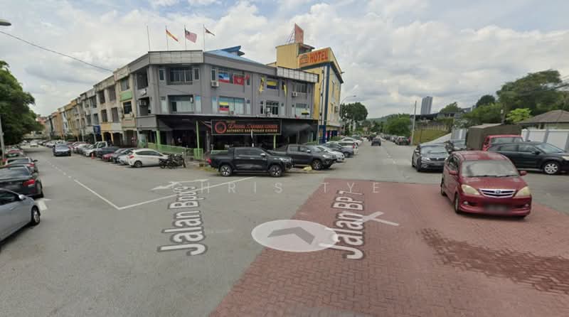 Shop for Rent in Bandar Puchong Utama (Puchong) - Chris Tye - Exterior - PropertyGuru.com.my