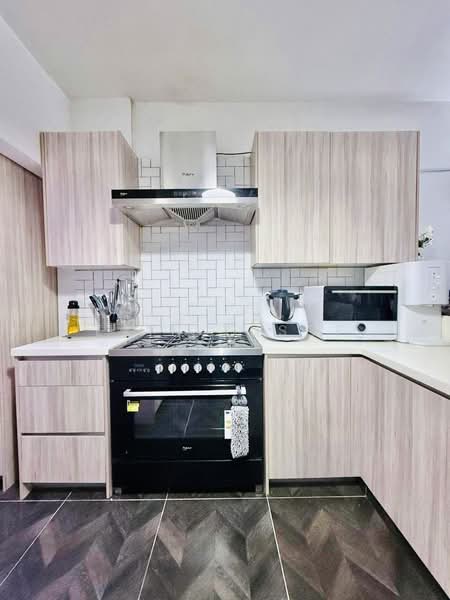 Apartment for Rent at Sri Ledang - Erin Yusof - Kitchen - PropertyGuru.com.my