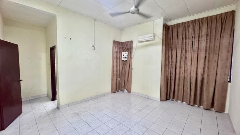 Rumah Teres 2 Tingkat untuk Dijual di Bandar Putra (Kulai) - Sausa Lee - Interior - PropertyGuru.com.my