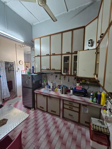 1-storey Terraced House for Sale in Taman Suria (Johor Bahru) - Terence Tan - Kitchen - PropertyGuru.com.my