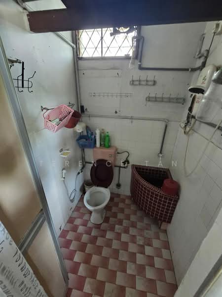 1-storey Terraced House for Sale in Taman Suria (Johor Bahru) - Terence Tan - Bathroom - PropertyGuru.com.my