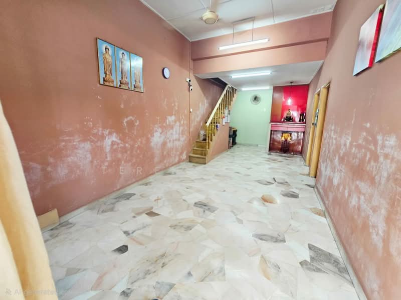 1-storey Terraced House for Sale in Taman Suria (Johor Bahru) - Terence Tan - Living Room - PropertyGuru.com.my