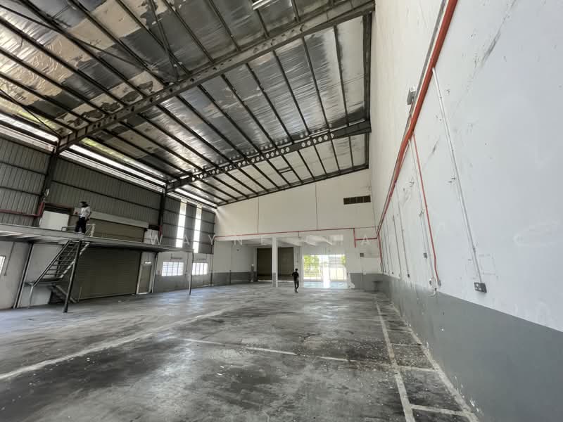 Kilang untuk Dijual di Seri Kembangan Industrial Area (Seri Kembangan) - Wayne Char - PropertyGuru.com.my
