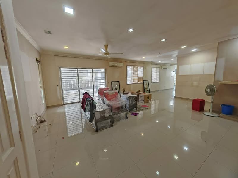 Rumah Berkembar untuk Dijual di Seri Kembangan (Selangor) - Ron Liew - Living Room - PropertyGuru.com.my