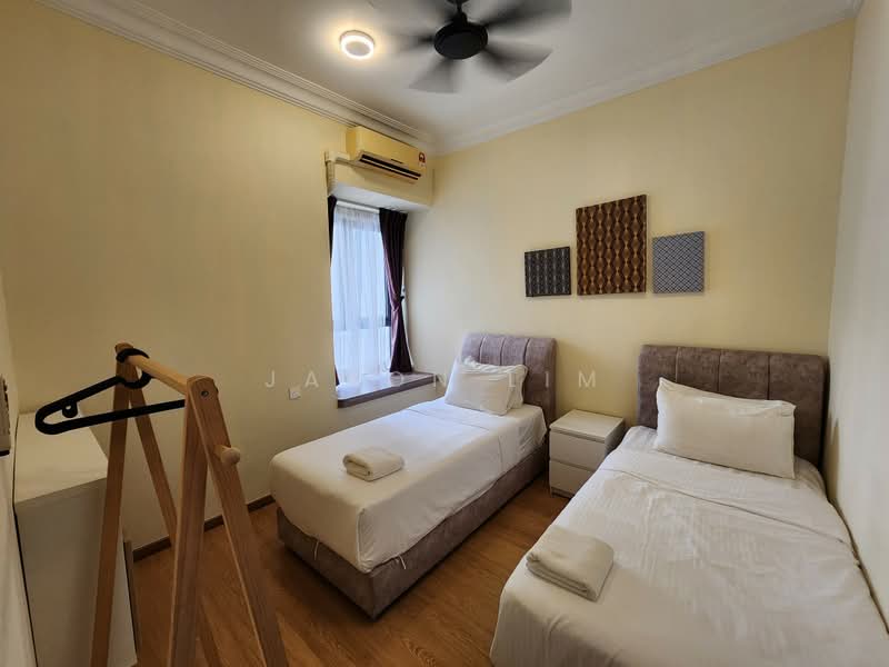 Condominium for Rent at Bay Point @ Country Garden Danga Bay - Jason Lim - Bedroom - PropertyGuru.com.my