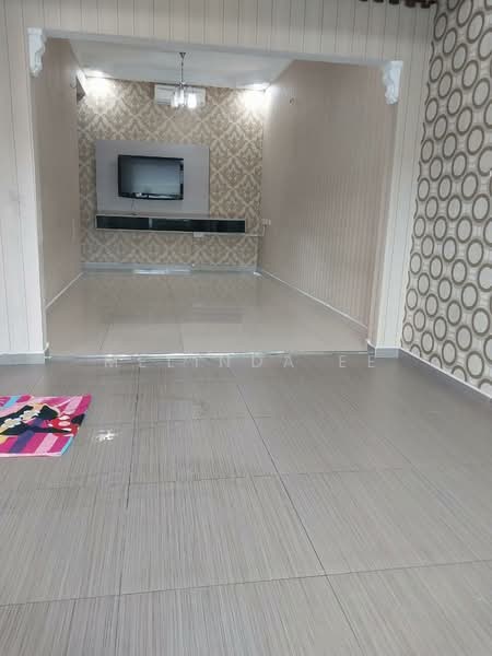 Rumah Teres 1 Tingkat untuk Dijual di Taman Flora Heights (Pasir Gudang) - Melinda Ee - Living Room - PropertyGuru.com.my