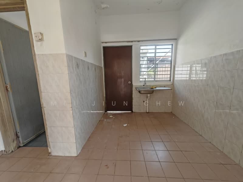 2-storey Terraced House for Sale in Bandar Puchong Utama (Puchong) - MEI JIUN CHEW - Kitchen - PropertyGuru.com.my
