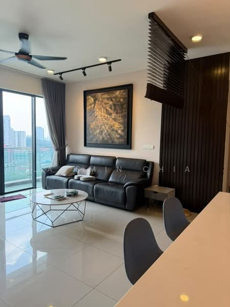 Servis Apartment untuk Dijual di East Parc @ Manjalara - Jasemin Chia - Living Room - PropertyGuru.com.my