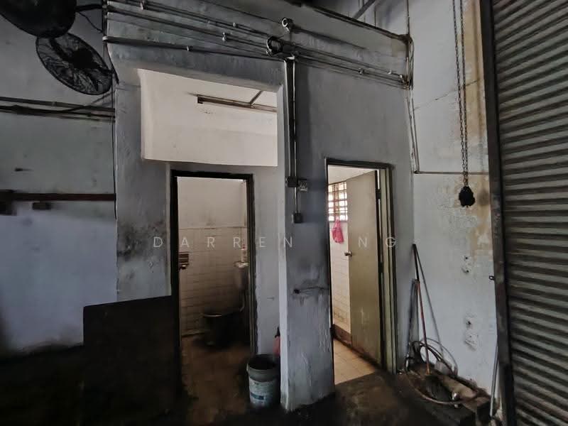 Kilang Teres untuk Dijual di Bandar Baru Kota Puteri (Masai) - Darren Ang - Bathroom - PropertyGuru.com.my