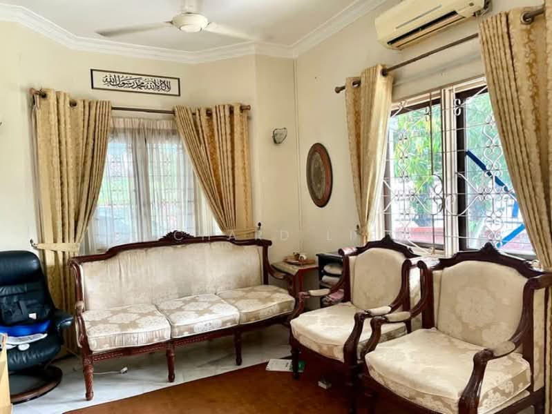 2-storey Terraced House for Sale in SS1 (Petaling Jaya) - Richard Liew - Living Room - PropertyGuru.com.my