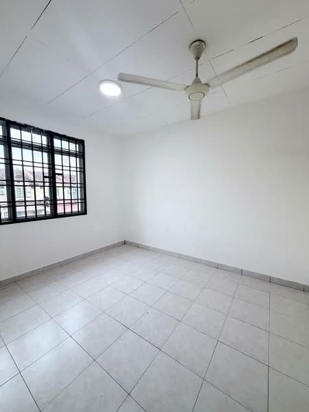 Rumah Teres 2 Tingkat untuk Dijual di Taman Bestari Indah (Ulu Tiram) - Win Lim - Interior - PropertyGuru.com.my