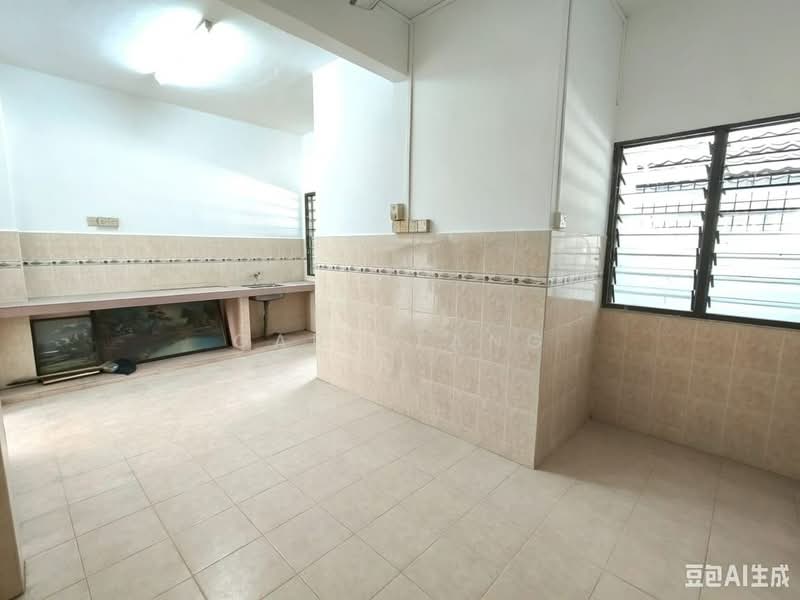 Rumah Teres 2 Tingkat untuk Dijual di Taman Cempaka (Ipoh) - Gary Tang - Kitchen - PropertyGuru.com.my