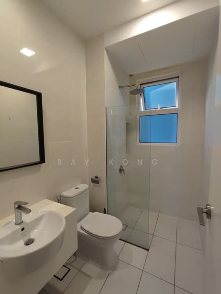 Kediaman Servis untuk Disewa di Eco Sky - Ray Kong - Bathroom - PropertyGuru.com.my