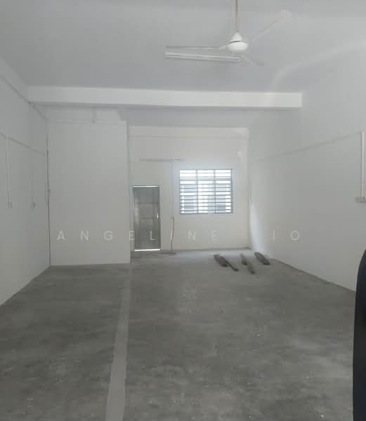 Shop / Office for Rent in Valdor (Sungai Jawi) - Angeline Tio - Interior - PropertyGuru.com.my