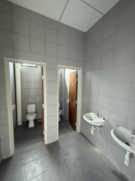 Kilang untuk Disewa di Juru (Penang) - Kelvin Ooi - Bathroom - PropertyGuru.com.my