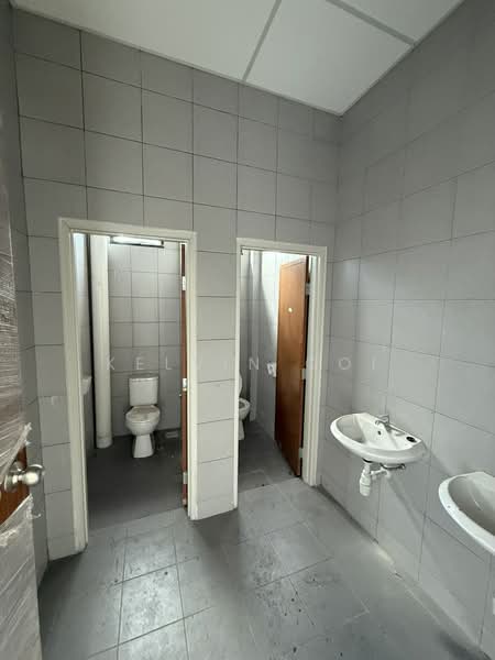 Kilang untuk Disewa di Juru (Penang) - Kelvin Ooi - Bathroom - PropertyGuru.com.my