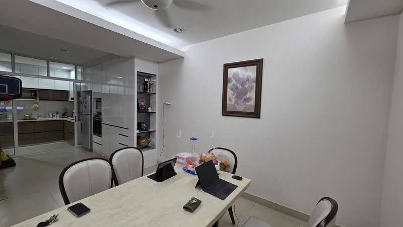 Rumah Berkembar untuk Dijual di Kota Kemuning (Shah Alam) - J J - PropertyGuru.com.my