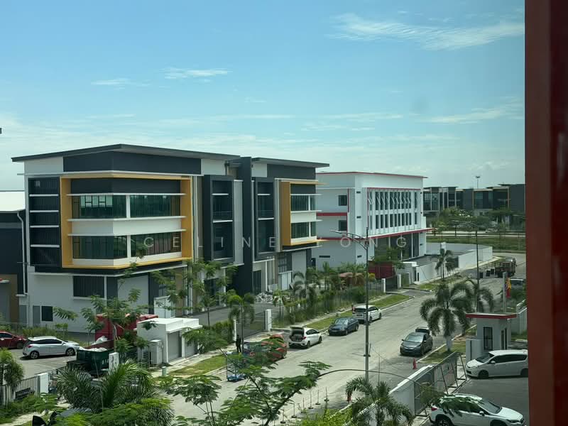 Detached Factory for Sale in Taman Bukit Serdang (Seri Kembangan) - Celine Yong - Exterior - PropertyGuru.com.my
