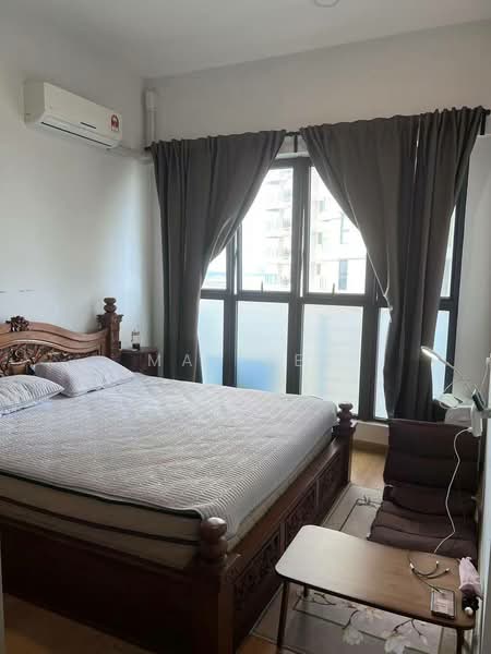 Kondominium untuk Dijual di Royal Strand @ Country Garden Danga Bay - May Lee - Bedroom - PropertyGuru.com.my