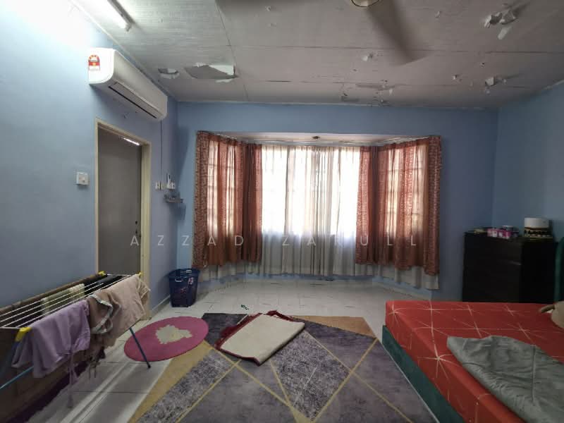 Rumah Teres 2 Tingkat untuk Dijual di Bandar Kinrara Seksyen 1 (Bandar Kinrara) - Azzad Zarull - Bedroom - PropertyGuru.com.my
