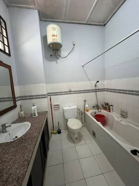 Rumah Teres 2 Tingkat untuk Dijual di Skudai (Johor) - Rain Ng - Bathroom - PropertyGuru.com.my