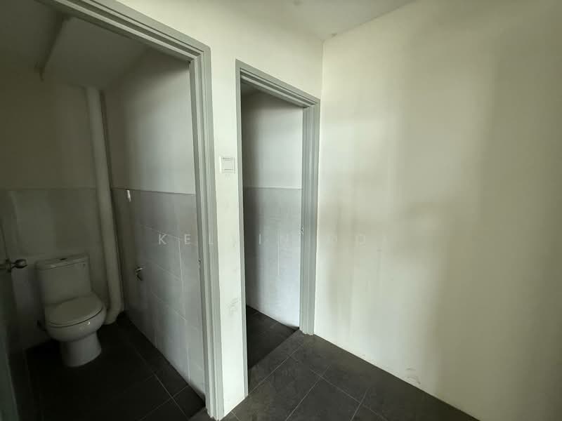 Kilang untuk Disewa di Batu Kawan (Penang) - Kelvin Ooi - Bathroom - PropertyGuru.com.my